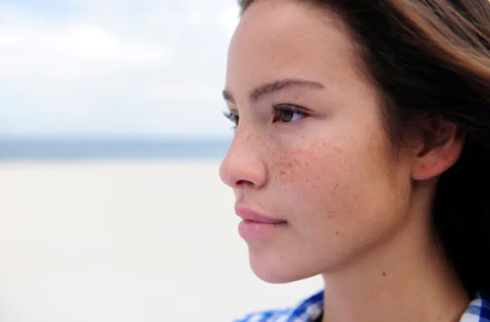 Heredity promotes wrinkling